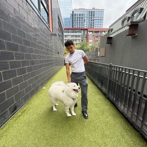 Meet your Posher, Moataz